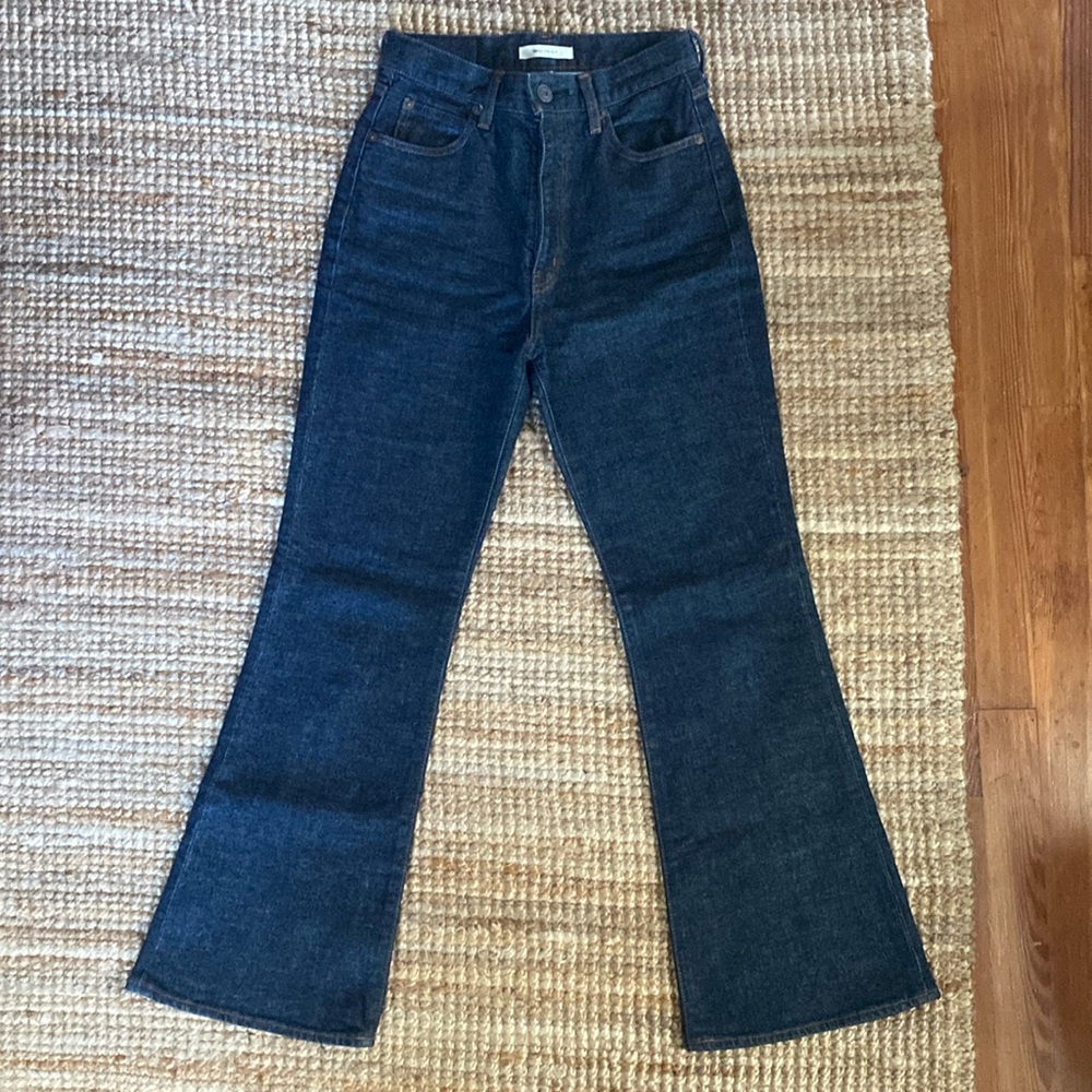 MOUSSY SZ 27 DARK WASH HIGH WAIST FLARE